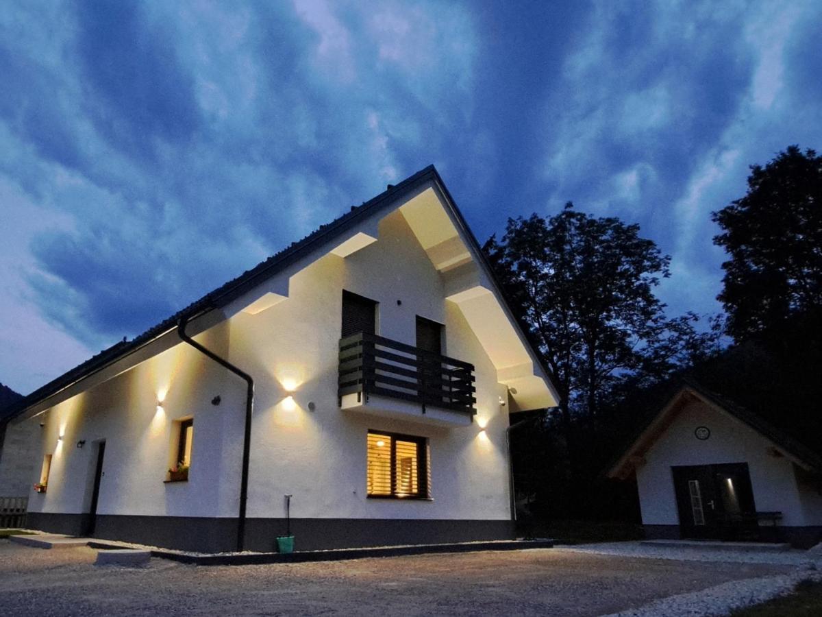 Riverside Apartma 2, Kranjska Gora Exterior foto